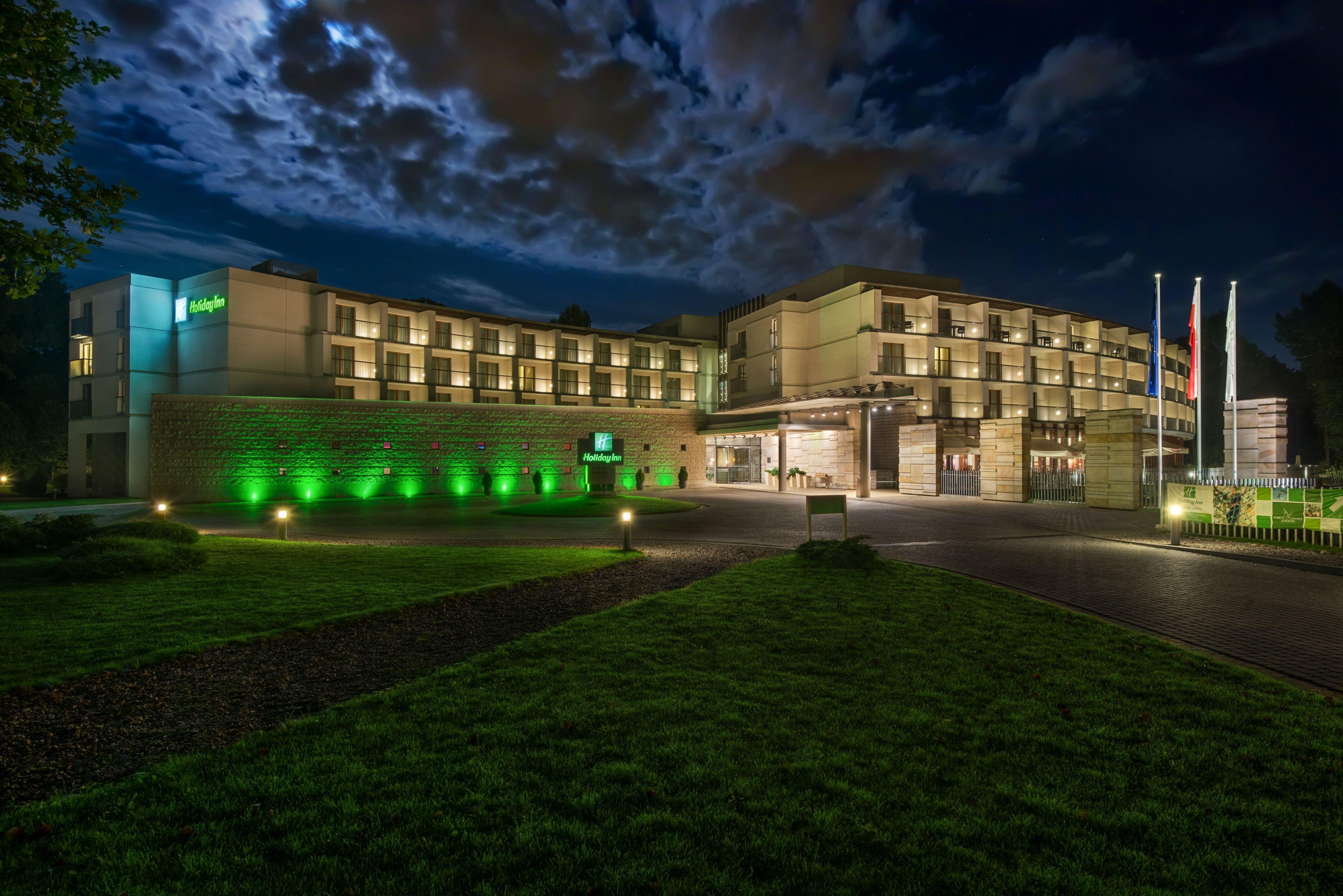 HOLIDAY INN RESORT WARSAW JOZEFOW, AN IHG HOTEL ЮЗЕФУВ 4* (Польша) - от  5837 RUB | NOCHI